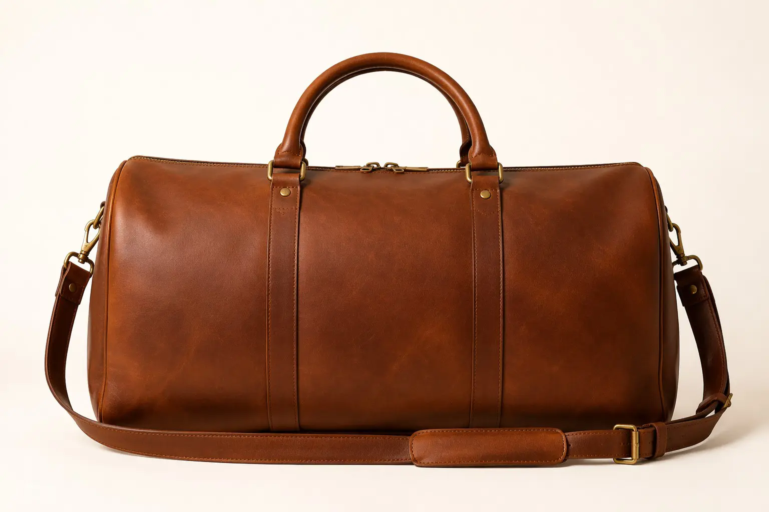 Leather travel bags collection